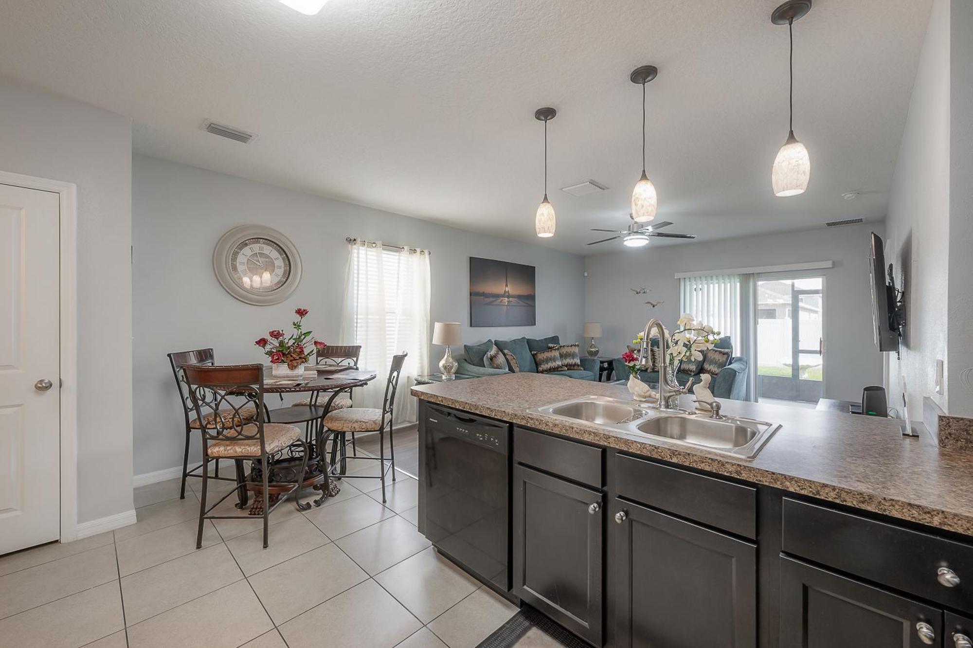 Sun City Cozy Home Ruskin Buitenkant foto